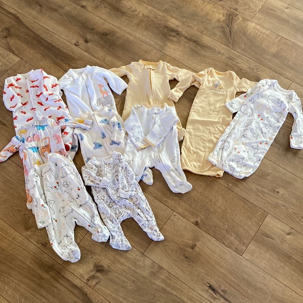 Newborn bundle/lot unisex